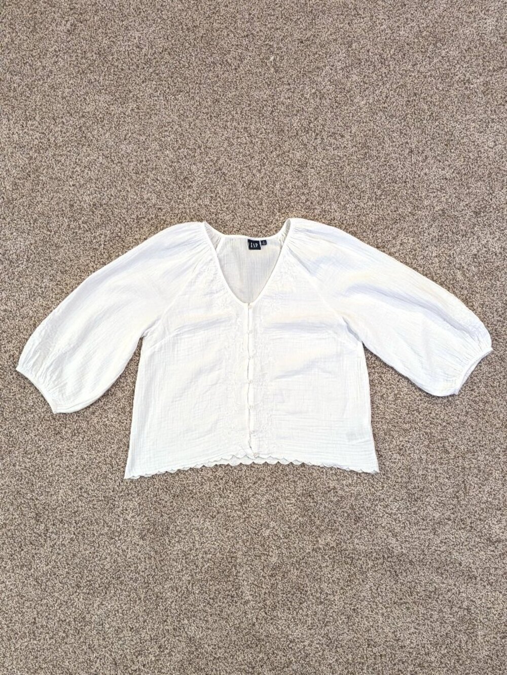 GAP Cotton Gauze Embroidered V-Neck Blouse Size L Tall White 3/4 Sleeve